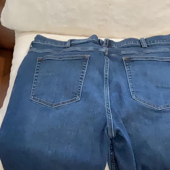 BOGO Ladies’ Duluth Trading Co. blue jeans 16 X 31 comfort fit. GREAT CONDITION - Picture 3 of 7